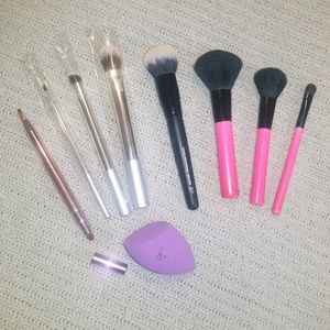 3for$15 Bundle☆8 Makeup Brushes💄💋NEW RT & Odbo brush set + Sponge☆